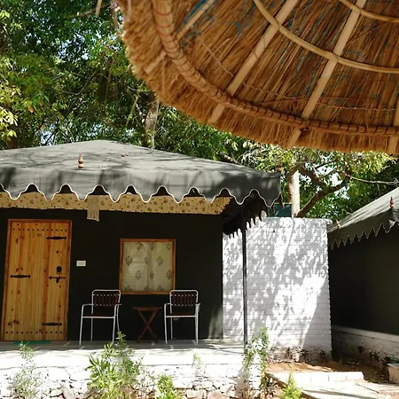 Heli Pushkar Hotel Exterior photo